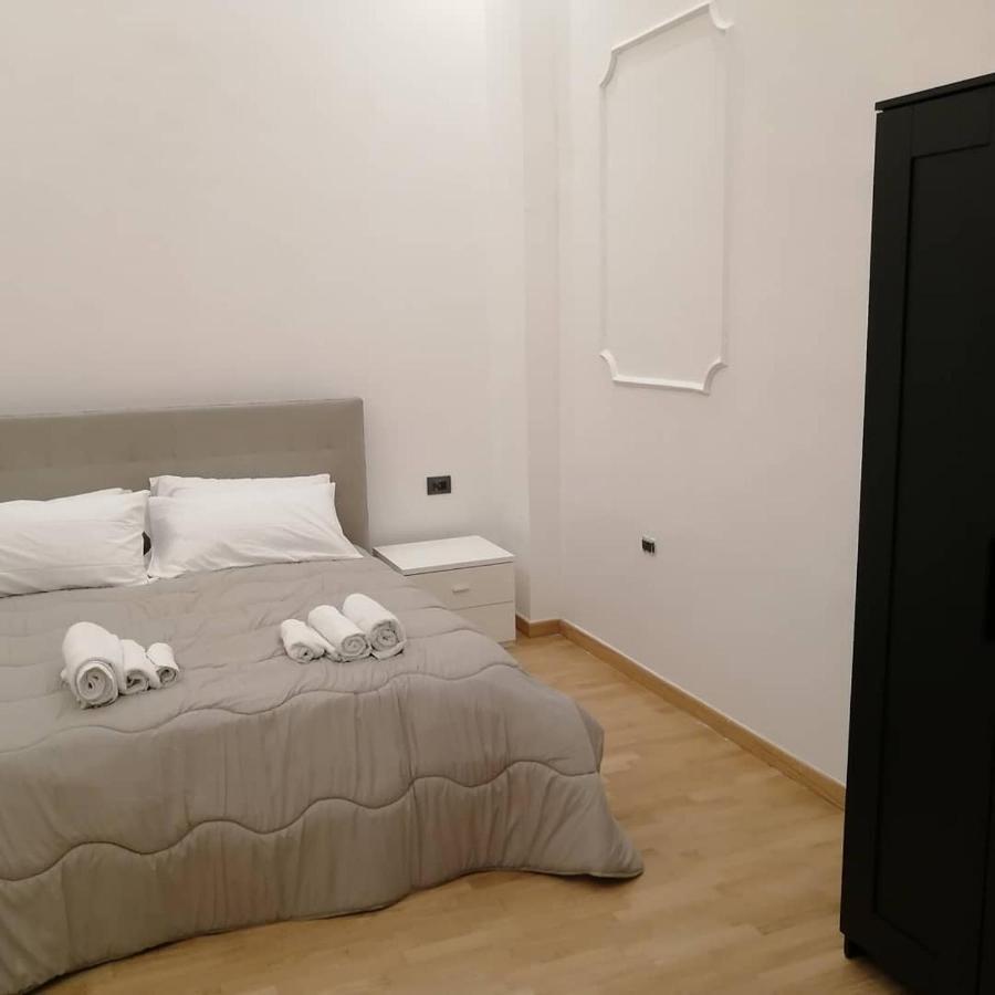 La Dimora Dei Borbone Apartment Наполи Екстериор снимка