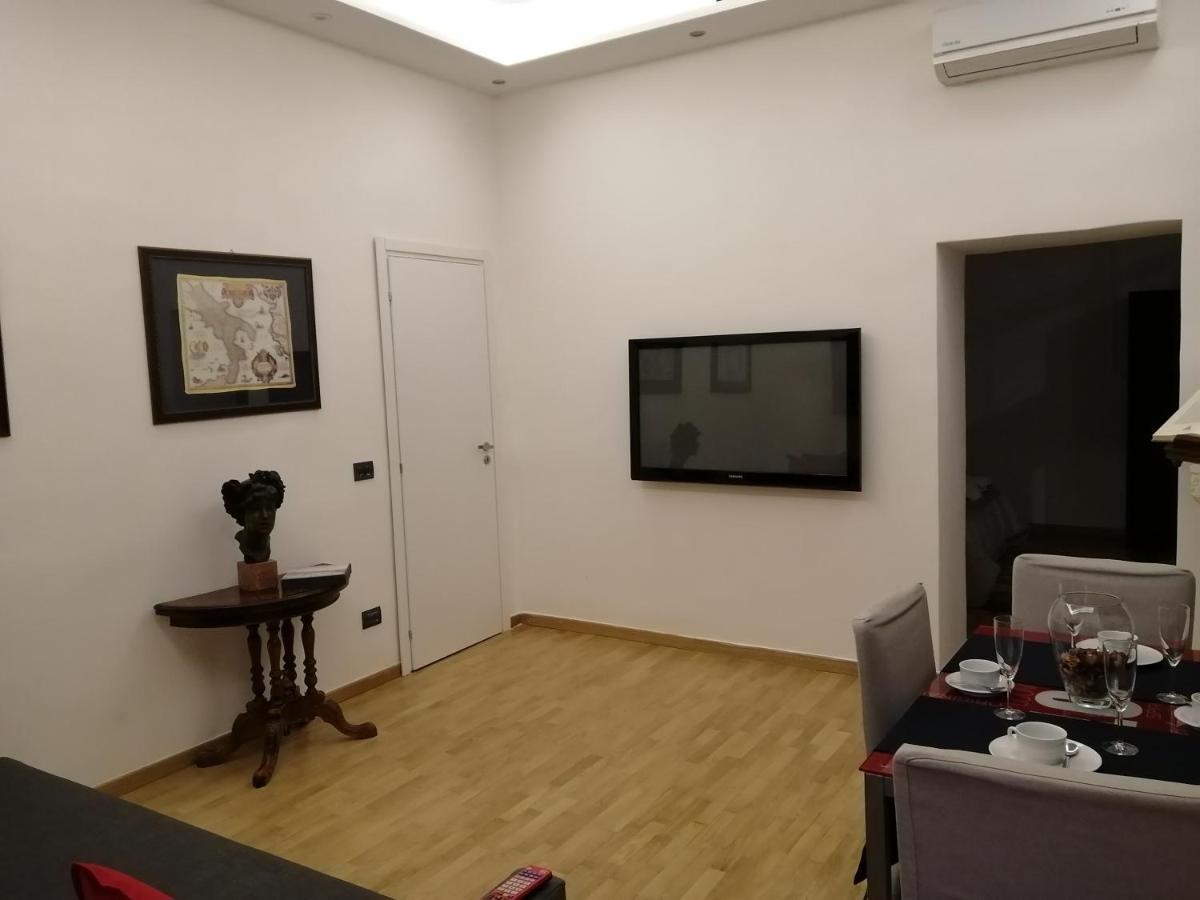 La Dimora Dei Borbone Apartment Наполи Екстериор снимка