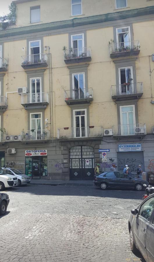 La Dimora Dei Borbone Apartment Наполи Екстериор снимка